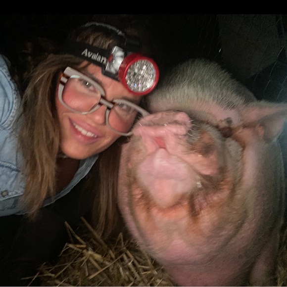 Meet your Posher, Dana & Jack - Picture 4 of 14